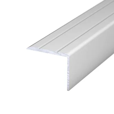 Hoekstrip 25×20 Zilver zelfklevend – 100 cm (nr. 162) kopen bij Woningstoffering Totaal