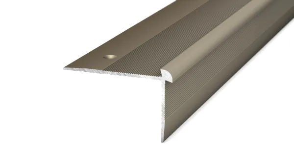 Traprandprofiel PVC 2,5mm Edelstaal-Mat 39,5x25,5mm – 250 cm (nr. 287)